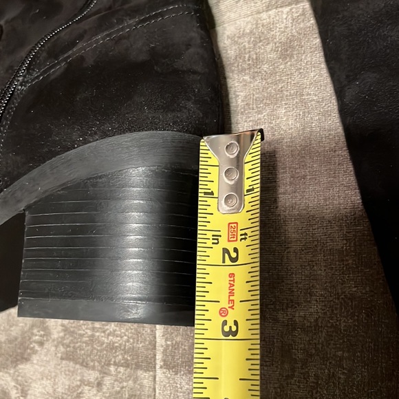 Kenneth Cole Reaction Over-The-Knee Boots- New - Picture 13 of 13